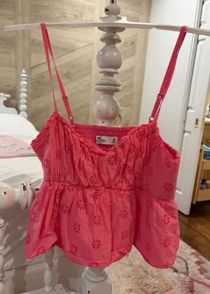 Pink Hollister Top thumbnail 1