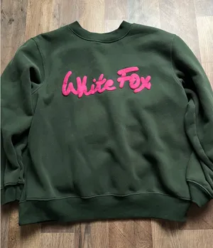 White Fox Boutique thumbnail 1