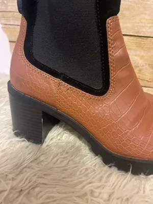 DV by Dolce Vita Natta croc Textured Chelsea Boots thumbnail 9