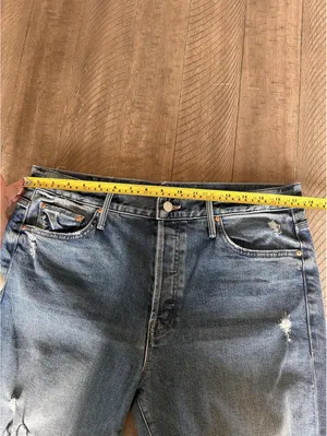 MOTHER Superior The Trickster Skimp Fray Thrill Seeker Distressed Jeans Women 31 thumbnail 10