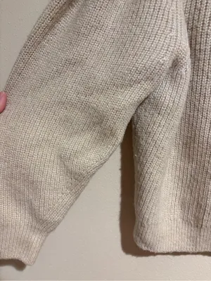 J. Crew Cream Cropped Puff Sleeve Turtleneck Sweater Wool Alpaca Size Medium thumbnail 8