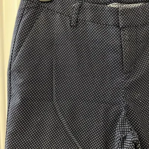 Old Navy Dress pants thumbnail 3