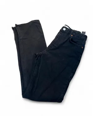 Zara black denim jeans with a distressed look, size 4 #distressed #denim thumbnail 4