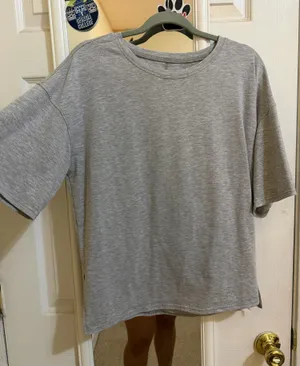 Amazon Grey t shirt thumbnail 1
