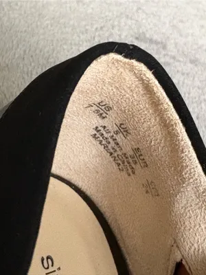 Simply Comfort Lifestyle Black Mary Jane Kitten Heels Size 7.5 thumbnail 2