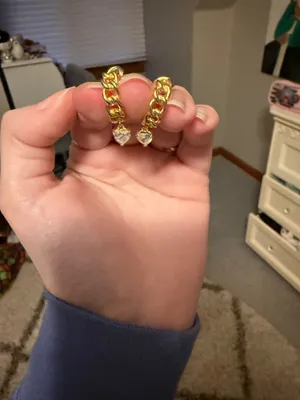 Evry Jewels gold hoops with crystal hearts thumbnail 3