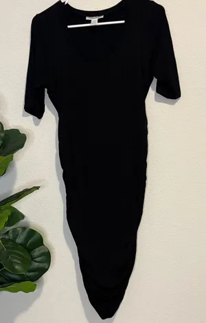 Motherhood Classic Black half Sleeve midi Dress thumbnail 1