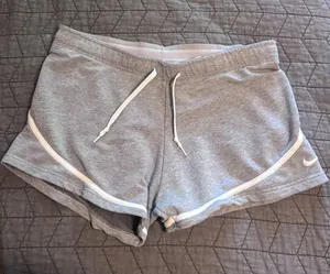 Grey Nike shorts  thumbnail 1
