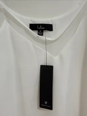 NWT Lulu's White V-Neck Adjustable Spaghetti Strap Camisole thumbnail 2