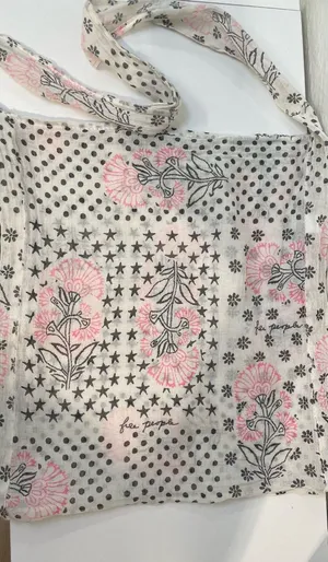 Free‎ People Cream Shoulder Tote with Pink Floral Accents thumbnail 1