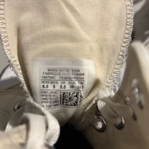 Converse Run Star Hike Platform Unisex High Top Sneakers light beige M 6.5 W 8 thumbnail 9