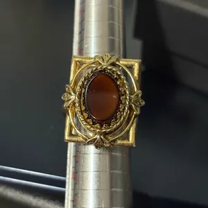 Gold thumbnail 6