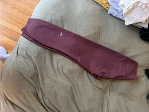 Alo High-Waist Airlift Legging thumbnail 2