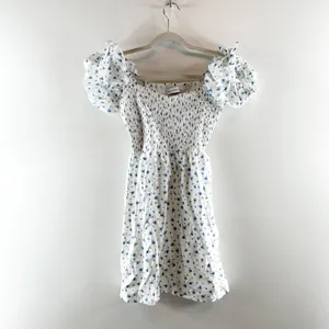 Faithfull The Brand Wendy Smocked Mini Puff Sleeve Floral Dress White Blue XS thumbnail 4