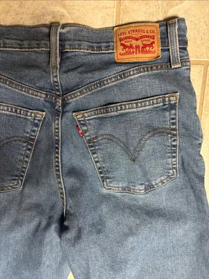 Levi “Ribcage Bell” Jeans thumbnail 6