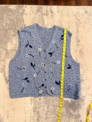 Source Unknown Vintage Blue Floral Knit Vest Sweater thumbnail 4