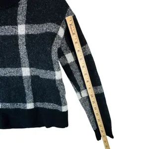 Banana Republic womens XS‎ black white plaid fuzzy wool blend crewneck pullover thumbnail 7