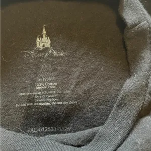 Vintage DISNEY WORLD Pirates Of Caribbean Dead Men Tell No Tales Shirt 2xl thumbnail 3