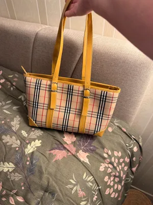 Burberry Yellow Trim Classic Check Shoulder Bag thumbnail 3