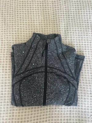 Zip-Up Lululemon Jacket thumbnail 4