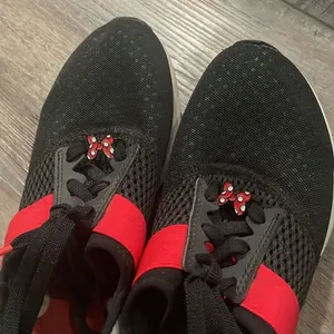 New Balance Minnie Mouse 7.5 thumbnail 5
