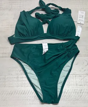 BOGO Cupshe Emerald Green halter top high cut bikini Swim Set thumbnail 1