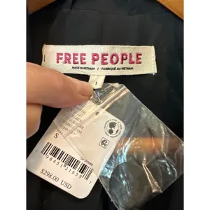 Free People Agnes Cropped Black Jacket NWT Women’s Small‎ thumbnail 5