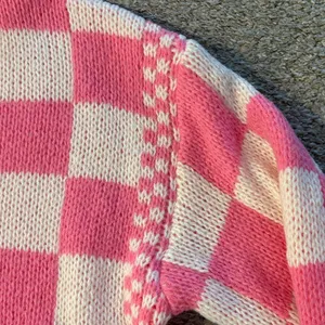 BiBi Pink and Cream Checkered Chunky Sweater Size M thumbnail 4