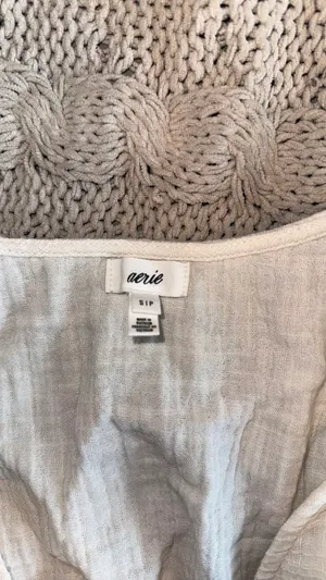 Aerie top  thumbnail 3