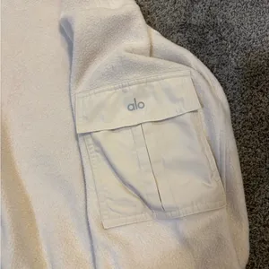 Alo Yoga Chill Cargo Pullover Hoodie thumbnail 3
