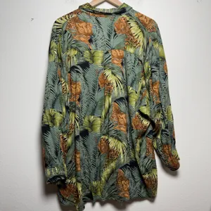 We Be Bop Women Rayon Button‎ Up Shirt 2X Green Leopard Jungle Tropical Print thumbnail 8