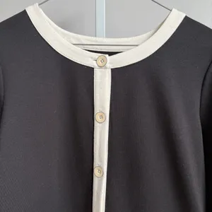 Covington sz M black white open button cardigan‎ thumbnail 2