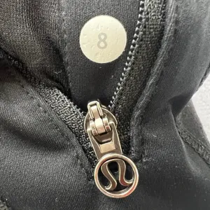 Lululemon Athletica Stay on‎ Course Black Zip Up Jacket Long Sleeves Thumbholes thumbnail 5