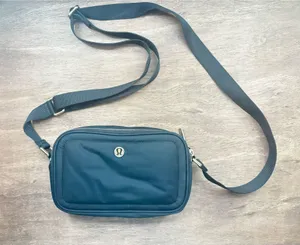 Lululemon Purse thumbnail 1