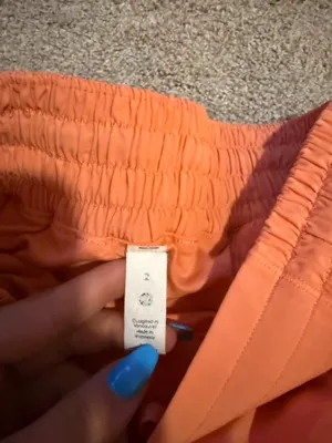 Lululemon Shorts Hot 4" thumbnail 2