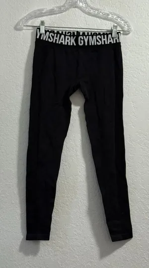 Gymshark‎ Women's Sports Bottoms Medium Black Polyamide with Elastane Leggings thumbnail 1