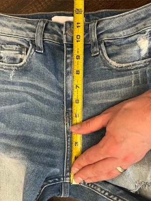 Vervet High Rise Straight Medium Wash Distressed Jeans Women’s Size 24 thumbnail 3