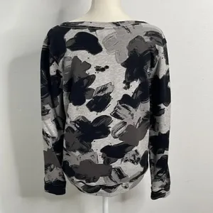 H&M cotton sweatshirt.  Size Small. thumbnail 3