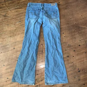 American Eagle distressed Hipster flare normcore size 5 jeans thumbnail 4