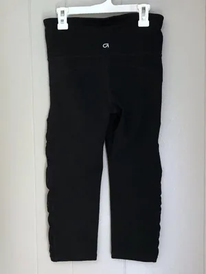 Gap GapFit Women's XS GFast Black High Waist Mesh Capri Leggings Crop thumbnail 3