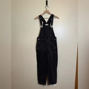 Madewell Straight-Leg‎ Overalls in Lunar Wash thumbnail 2