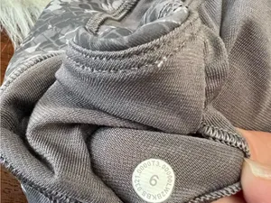 Lululemon Energy Bra Medium Support B–D Cups Hideaway Camo Lunar Rock Size 6 thumbnail 3
