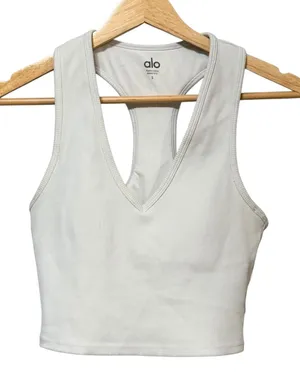 Alo Yoga White Ribbed Wellness Bra V-Neck Racerback Crop Tank Small RN87370 thumbnail 1