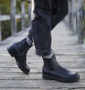 Blundstone #1448 in Voltan black ankle boots thumbnail 1