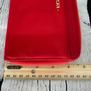 TUMI Vista Nylon Zip-Around Wristlet Strap Travel Wallet Red 4.5" X 7.5" thumbnail 11