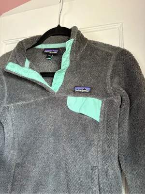 Patagonia Women’s Re-Tool Snap-T Fleece Pullover Charcoal Grey Mint XXS thumbnail 3