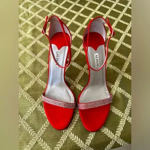 Alfani Ashton Red High-Heels with Rhinestones Ankle Strap 10M Shoes 3 1/2” Heel thumbnail 2