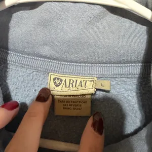 Vintage ariat sweatshirt thumbnail 2