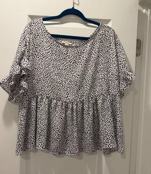 Francesca's Black and White Spotted Babydoll Blouse thumbnail 1