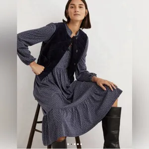 Boden Buttoned Jersey Midi Dress Navy Diamond Bud Tiered Cottagecore Size 8P thumbnail 12